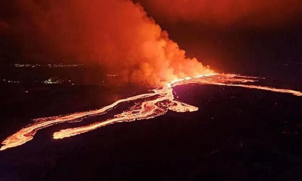 Вулканическое извержение на полуострове Рейкьянес, Исландия